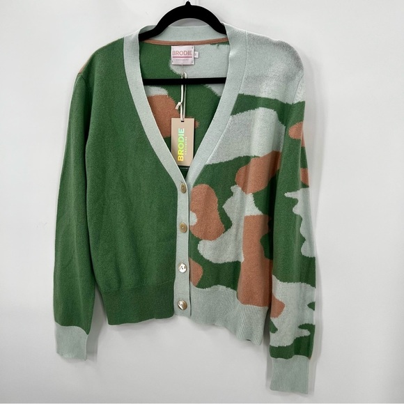 NWT Brodie Cashmere Wild Casi 2.0 Pastel Green Cardigan 100% Cashmere Animal M - Picture 5 of 11